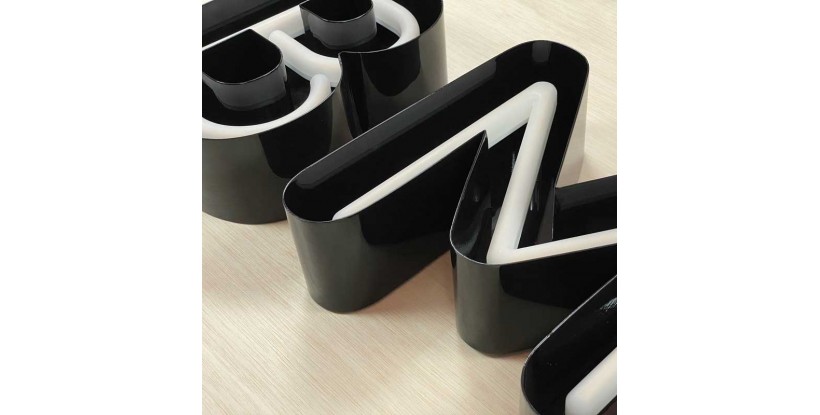 Letras corporeas retroiluminadas de PVC