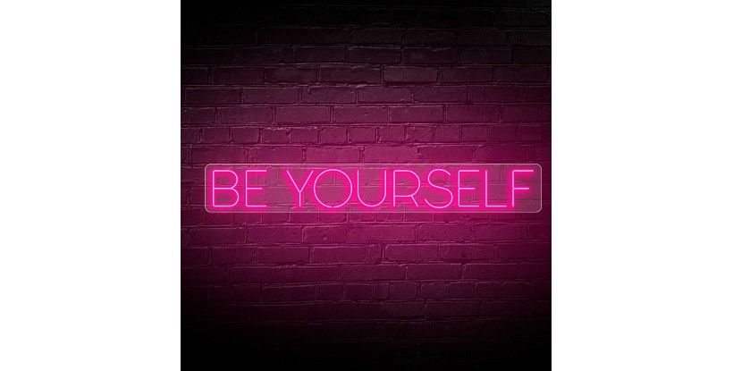 Neón BE YOURSELF