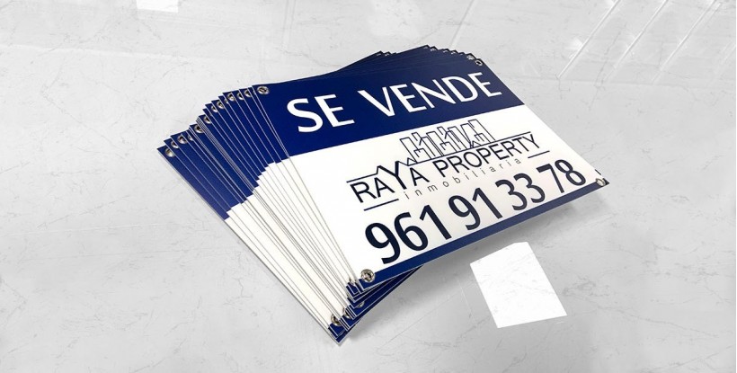 Cartel SE VENDE inmobiliaria